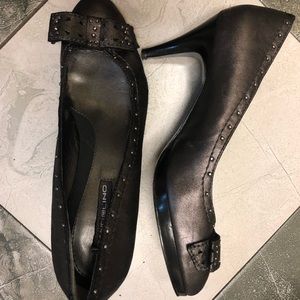 Bandolino metallic gunmetal pump! Size 7.5